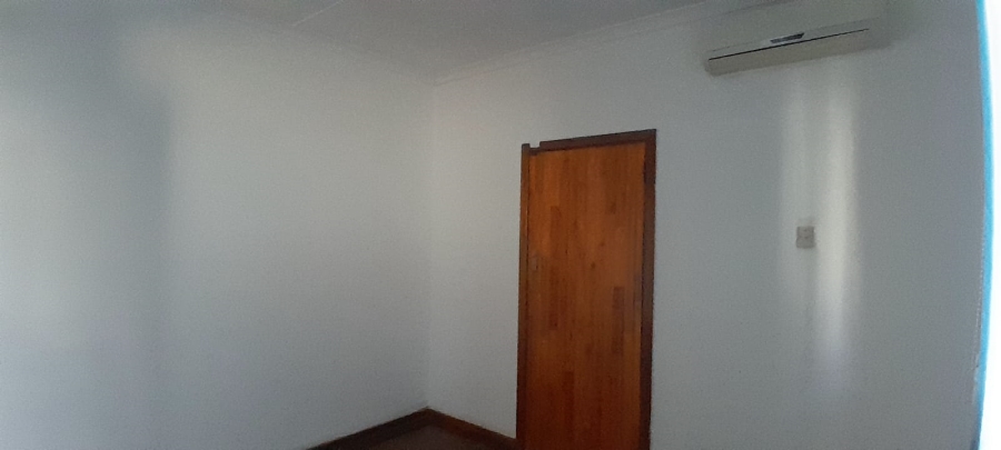 To Let Commercial Property for Rent in Dalindyebo Eastern Cape